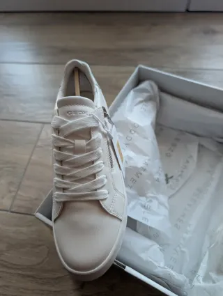 Scarpe Geox Bianche Nuove Tg. 35