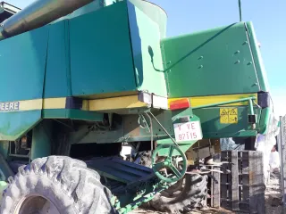 Cosechadora John Deere CTS con orugas
