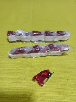 10 Protectores de interruptor rojo