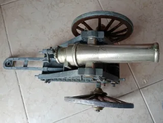 Cañón mortero antiguo 1875