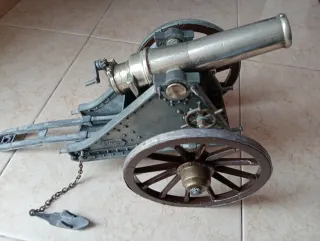 Cañón mortero antiguo 1875