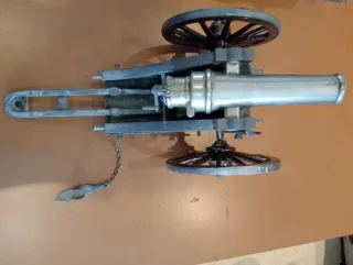 Cañón mortero antiguo 1875