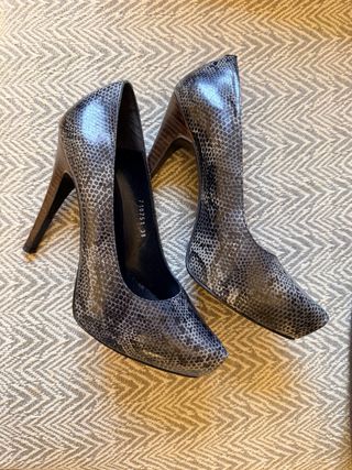 Tacones Lodi Gris Talla 38