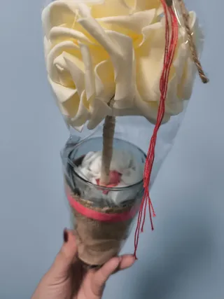 Maceta Rosas Beige Regalo Reyes Boda