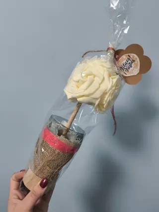 Maceta Rosas Beige Regalo Reyes Boda