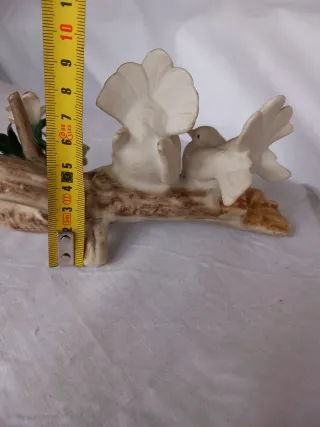 Figura de porcelana Capodimonte: dos palomas