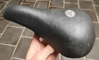 Sillín bicicleta original Monty BMX