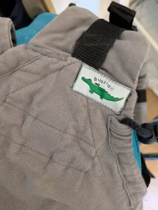 Mochila Portabebés Gris Buzzidil