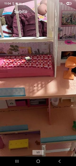 Casa Barbie con piscina e scivolo