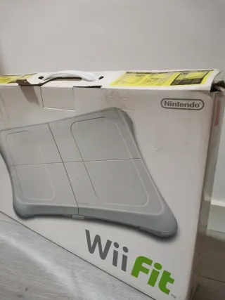 Nintendo Wii Balance Board + Wii Fit