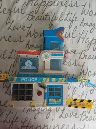 Comisaría Pinypon con accesorios