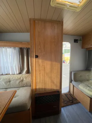 Caravana Adria 350 ,buen Estado, -750kg