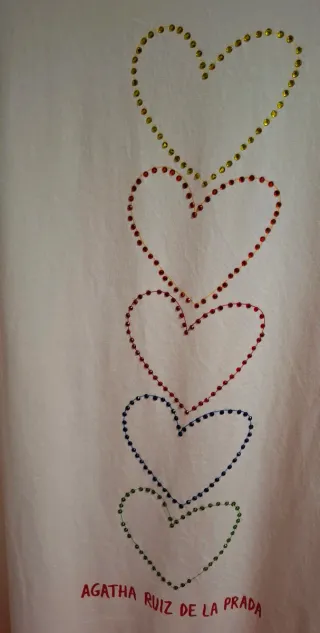 Camiseta Agatha Ruiz de la Prada Talla L Corazones