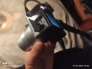 cámara Panasonic modelo DMC FZ8 en muy buen estado