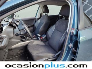 Peugeot 2008 BlueHDi 100 Style 74 kW (100 CV)