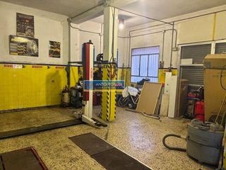 Local comercial en venta en Elda