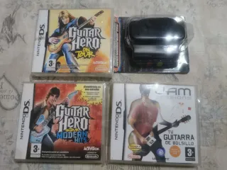 Lote 3 Giochi Nintendo DS Guitar Hero + Accessorio