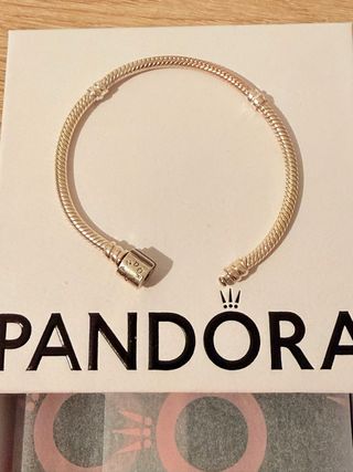 Pulsera Pandora.