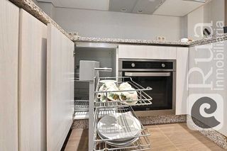 Casa adosada en alquiler en Sada