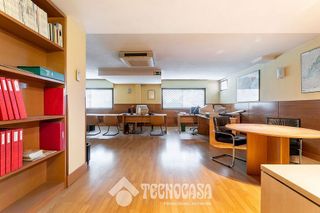 Local comercial en venta en Yucatán - Las Cornisas en Rozas de Madrid (Las)