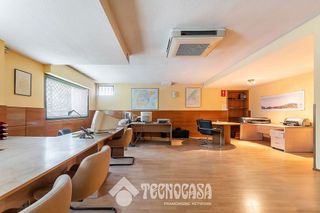 Local comercial en venta en Yucatán - Las Cornisas en Rozas de Madrid (Las)