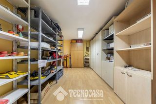 Local comercial en venta en Yucatán - Las Cornisas en Rozas de Madrid (Las)