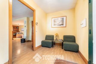 Local comercial en venta en Yucatán - Las Cornisas en Rozas de Madrid (Las)