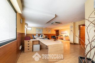 Local comercial en venta en Yucatán - Las Cornisas en Rozas de Madrid (Las)