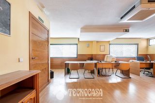 Local comercial en venta en Yucatán - Las Cornisas en Rozas de Madrid (Las)