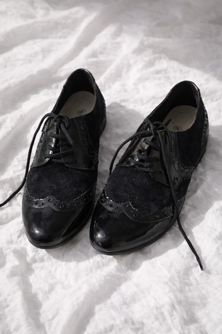 Scarpe con lacci nere