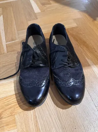 Scarpe con lacci nere