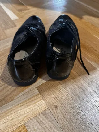 Scarpe con lacci nere