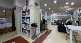 Local comercial en venta en Playa del Cura en Torrevieja