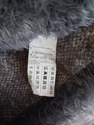 Jersey navideño Benneton, niña estrellas talla 6-7