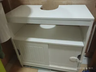 Mueble bajo lavabo de madera blanco