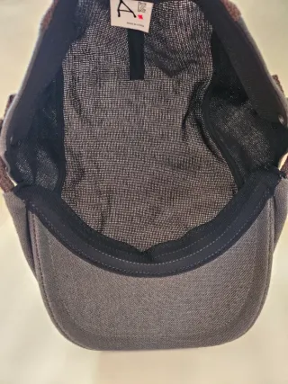 Berretto a becco d'oca marrone e grigio