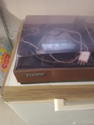 Giradischi Augusta Stereo Hi-Fi da rivedere