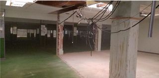 Local comercial en venta en Tomelloso