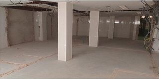 Local comercial en venta en Tomelloso