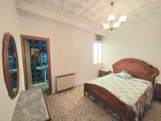 Casa adosada en venta en Linares