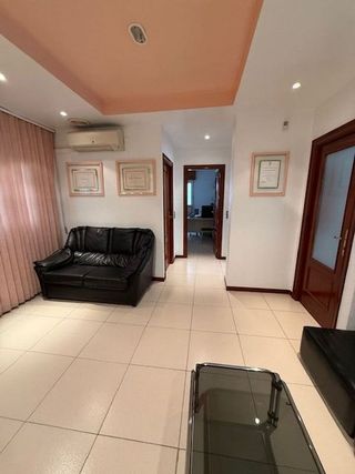 Oficina en alquiler en Guadix