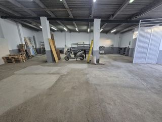 Nave industrial en venta en Parque de la Bombilla-Pla de Rascanya en Llíria
