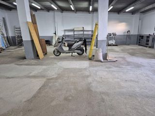 Nave industrial en venta en Parque de la Bombilla-Pla de Rascanya en Llíria