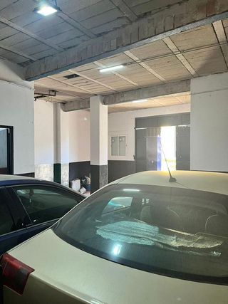 Local comercial en venta en Coria del Río