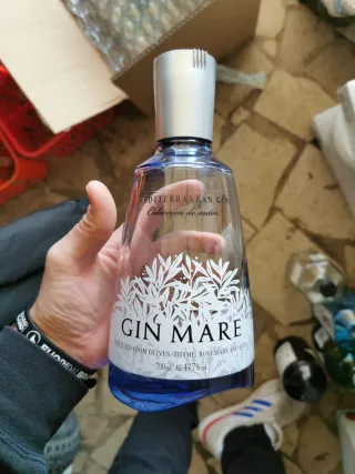 Baileys, St Germain, Gin Mare bottiglie