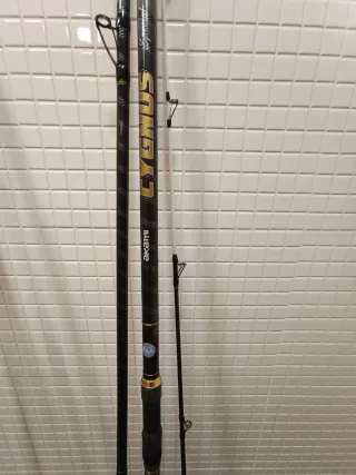 Conjunto de pesca surfcasting Akami