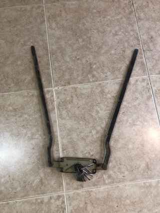 Mecanismo Puerta Garaje con Llaves