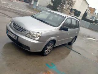 KIA Carens 2004