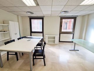 Oficina en venta en Ensanche en Pamplona