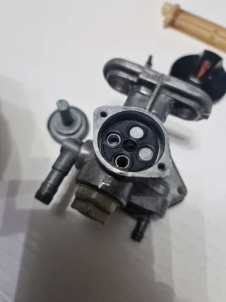 Grifo Gasolina Yamaha RD350 1WT #1